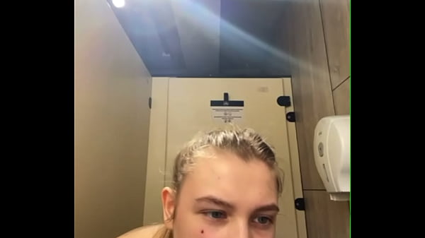 Jucielussie1 Gets Fucked In The Gym