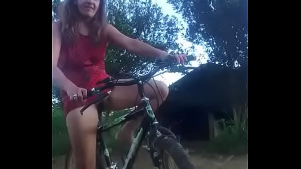 Man Jerks Off Using His Bike Seat