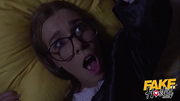 Sneaky University Girls Get Their Holes Licked And Fucked