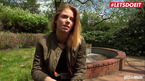 Chrissy Fox Shows Off Her Amazing Body For The Camera