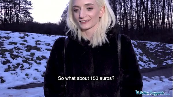 Mia Casanova Gets A Face Full In Shitty Hotel Room