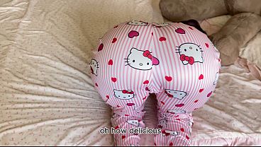 Sweet Girl691 Takes Advantage Of Her Brother's Absence