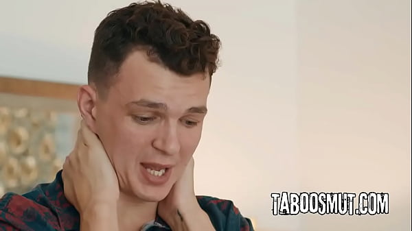 Dee Williams Gets Her Fat Tits Pounded By Josh Rivers