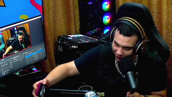 Martina Oliveira Gets Wet Over Ruan's Monster Cock