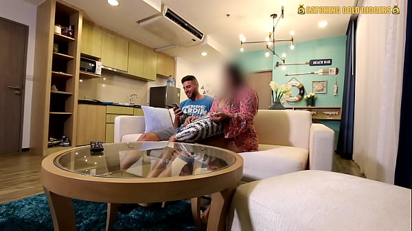 Antonio Mallorca Grabs A Thick Thai Chick From The Convenience Store