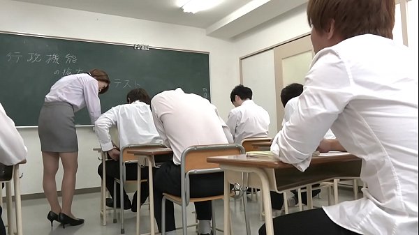 Married Teacher Mayuko Okamura Silently Soaks The Sheets