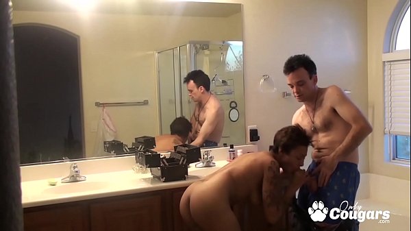 Black MILF Diamond Takes A Load In Her Shaved Pussy