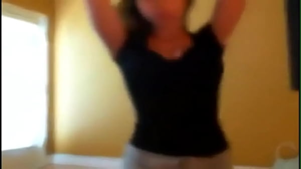 Katee Owen Shows Off Her Insane Body On Cam