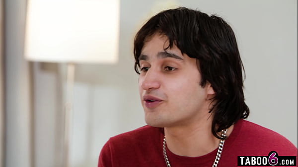 Thick Step-Mom Aderes Quin Gets Her Asshole Drilled By Elias Cash