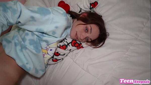 Daddy's Little Girl Shrooms Q Gets Johnny Love's Load