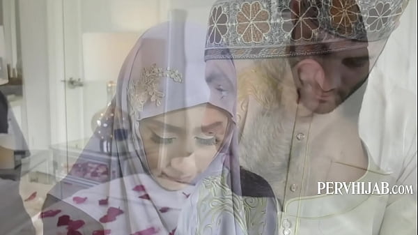 Violet Myers Gets Knocked Up By Danny Mountain In Traditional Wedding Night