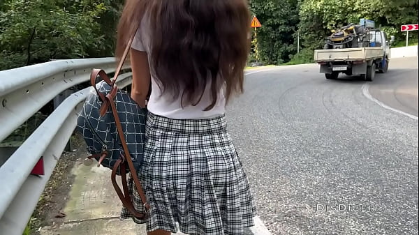 Katty West And Dis Diger Flash And Fuck On The Beach