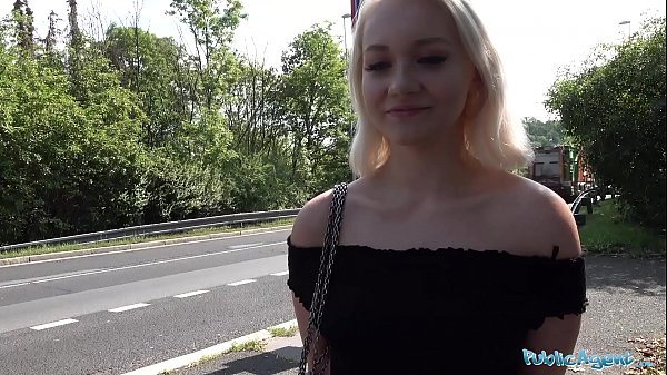 Marilyn Sugar Gets A Rough Outdoor Anal Creampie