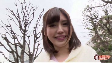 Japanese Girl Rushes Home For Some Fingers After Outdoor Teasing