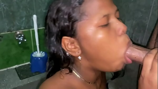 Spying On My Stepsister Maria Rubio In The Shower