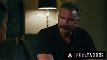 Cory Chase And Nina White Cage Fuck With Charles Dera