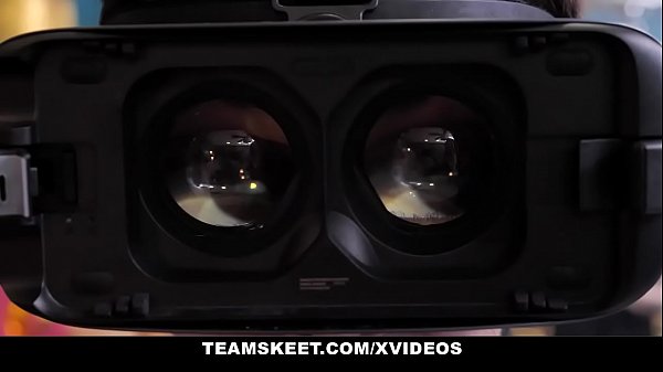 Leda Elizabeth And Harlowe Blue Share Their Hung Stepbrother