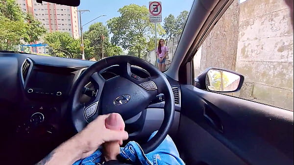 Ator Zegalinha And Fanny1 Give A Risky Roadside Handjob