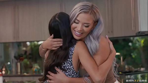 Hayley Davies Gets Her Kitchen Creampie From Zac Wild