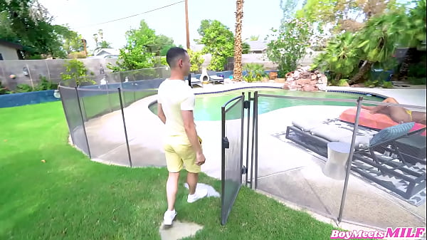 Poolside MILF Kailani Kai Gets Soaked By Johnny Love