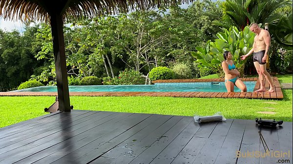 Andy Savage Fucks Sukisukigirl Outside By The Pool
