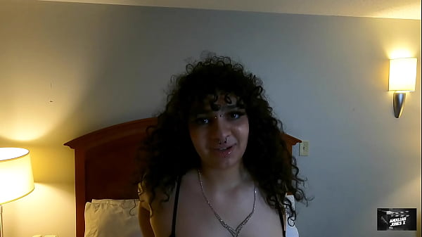 Cheating Arab Wife Films Her Breeding Session