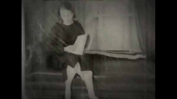 Retro Hairy Women Getting Zoological With Animals